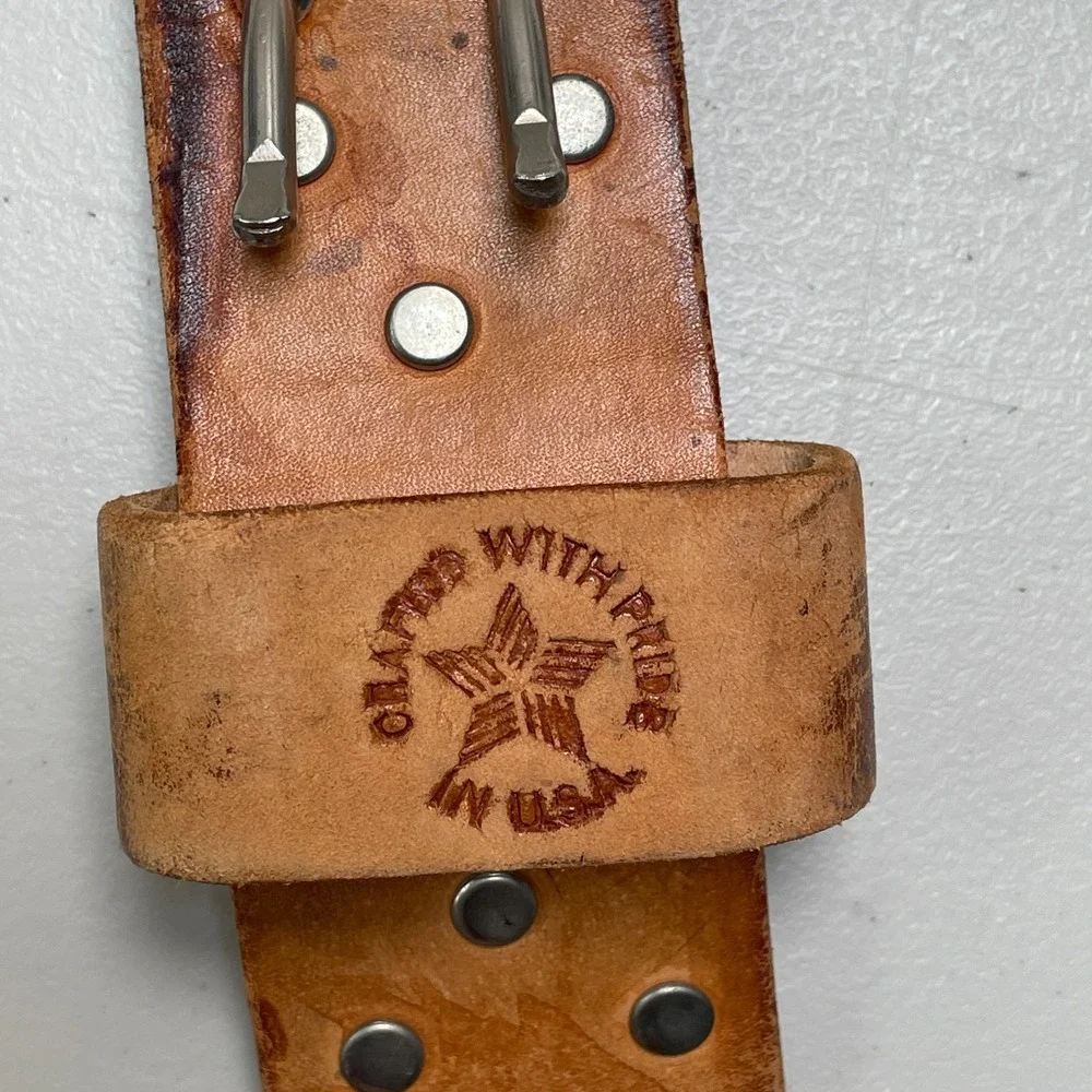 Vintage‎ Altus Power Weight Lifting Belt Size Medium Thick Leather Double Prong